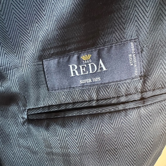 Joseph Abboud Two-Piece Navy Wool suit 48R - Picture 4 of 6